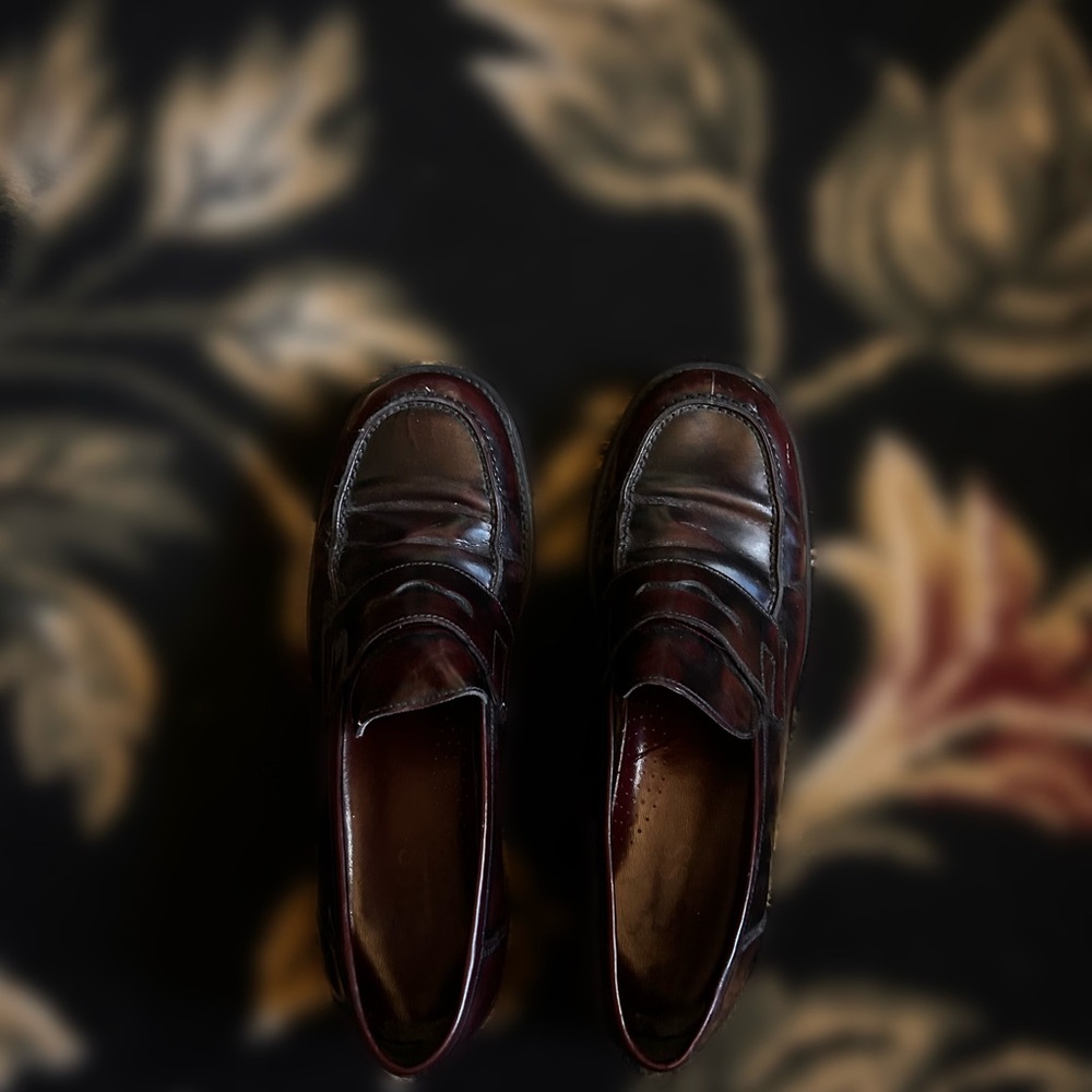 Men's Classic Brown Loafers